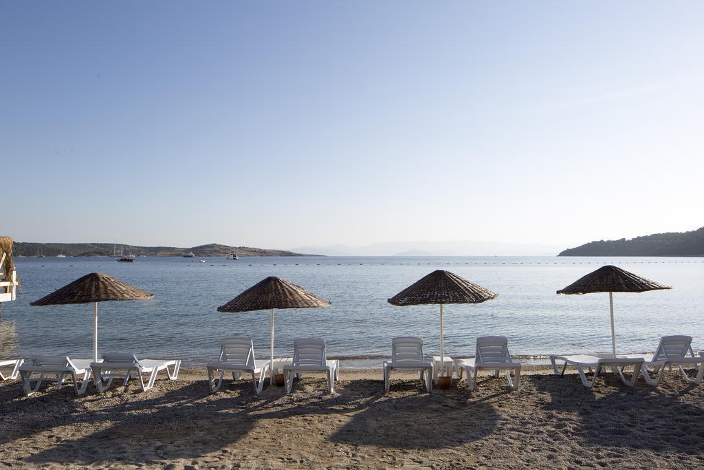 Istanbul Hotel Bodrum トゥルクブク エクステリア 写真