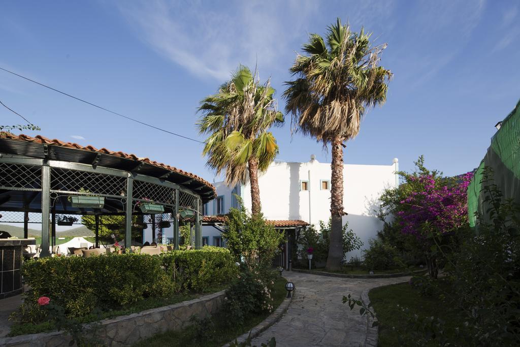 Istanbul Hotel Bodrum トゥルクブク エクステリア 写真