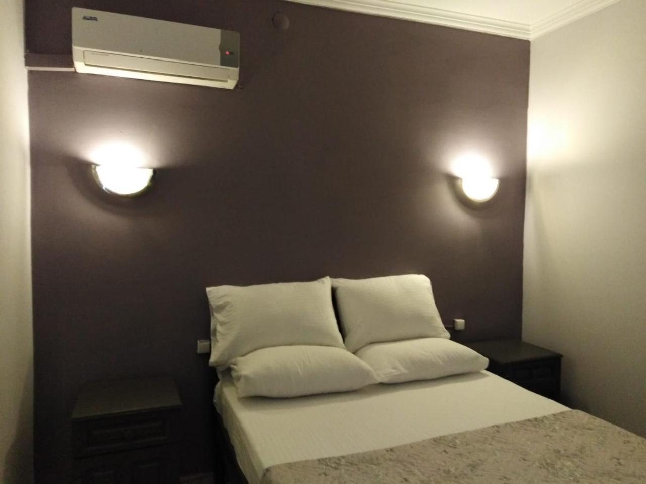 Istanbul Hotel Bodrum トゥルクブク エクステリア 写真